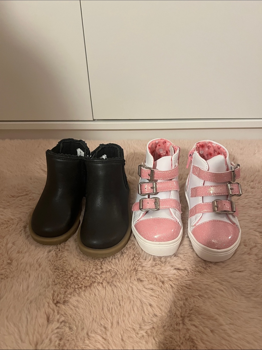 Kids Pink Glitter Strap Sneakers - Unbranded